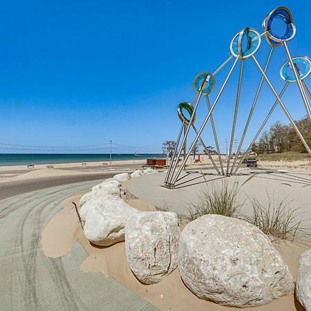 Walk To Beach Lake Michigan Getaway! Muskegon Exterior photo
