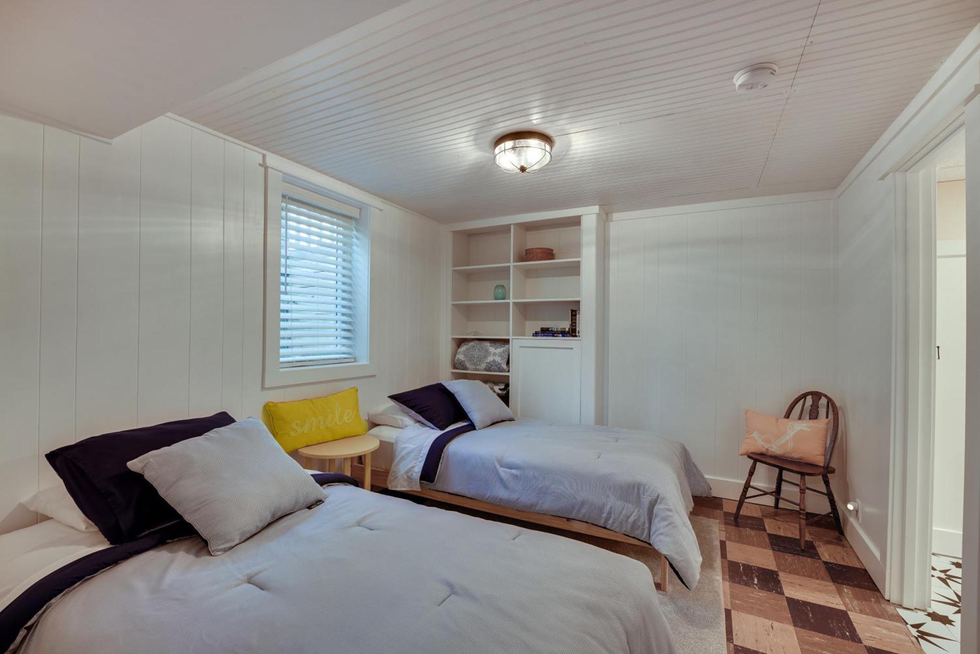 Walk To Beach Lake Michigan Getaway! Muskegon Exterior photo